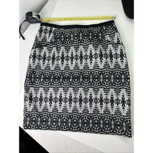 H&M Pencil Skirt Black And White With Pockets Zipper‎ Back Women's 6. *985